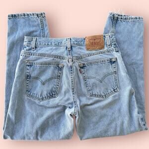 Vtg 90s Levi's 550 Relaxed Women's Denim Jeans Size 32X28 Tapered Light Wash USA